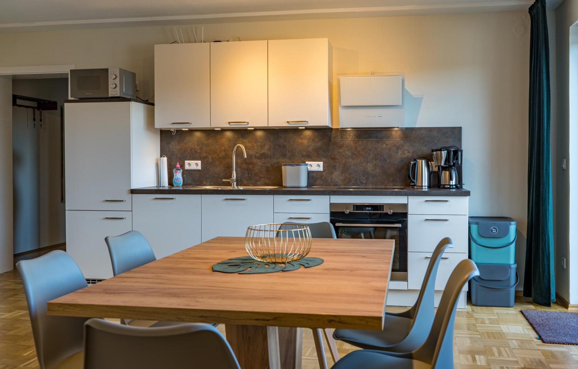 Ferienwohnung Nadine Petschler Obereisenheim Экстерьер фото